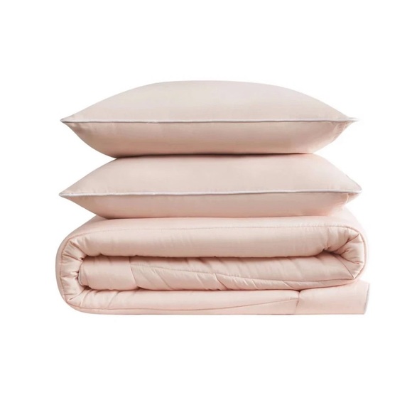 Blush Sateen Comforter 3 PC Set KING NWT - Picture 3 of 4